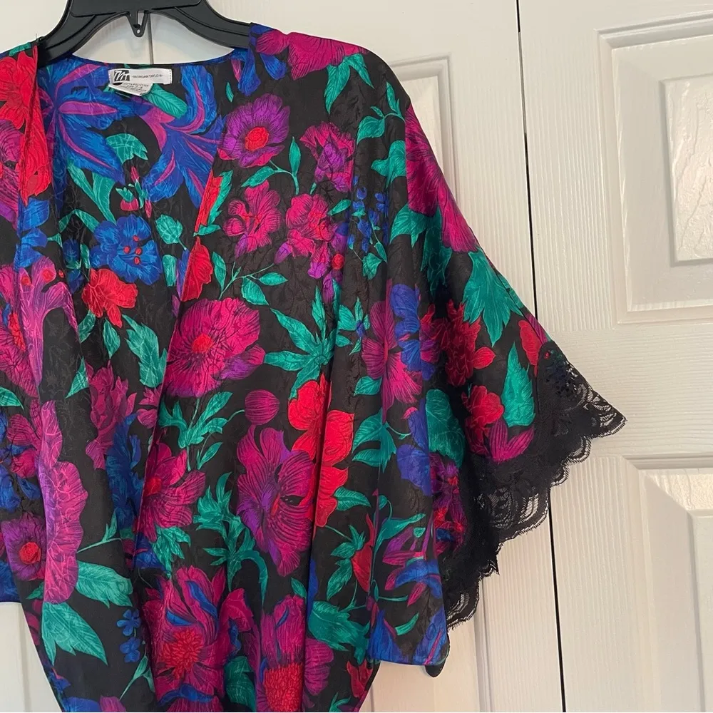 Vintage Satin Floral Robe Kimono Lace Trim Tropical One Size Red Size undefined - Image 4