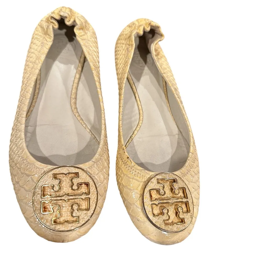 TORY BURCH Beige Cream Snake Print Ballet Flats Slipon Round Toe Gold Shoes 6.5 - Image 2