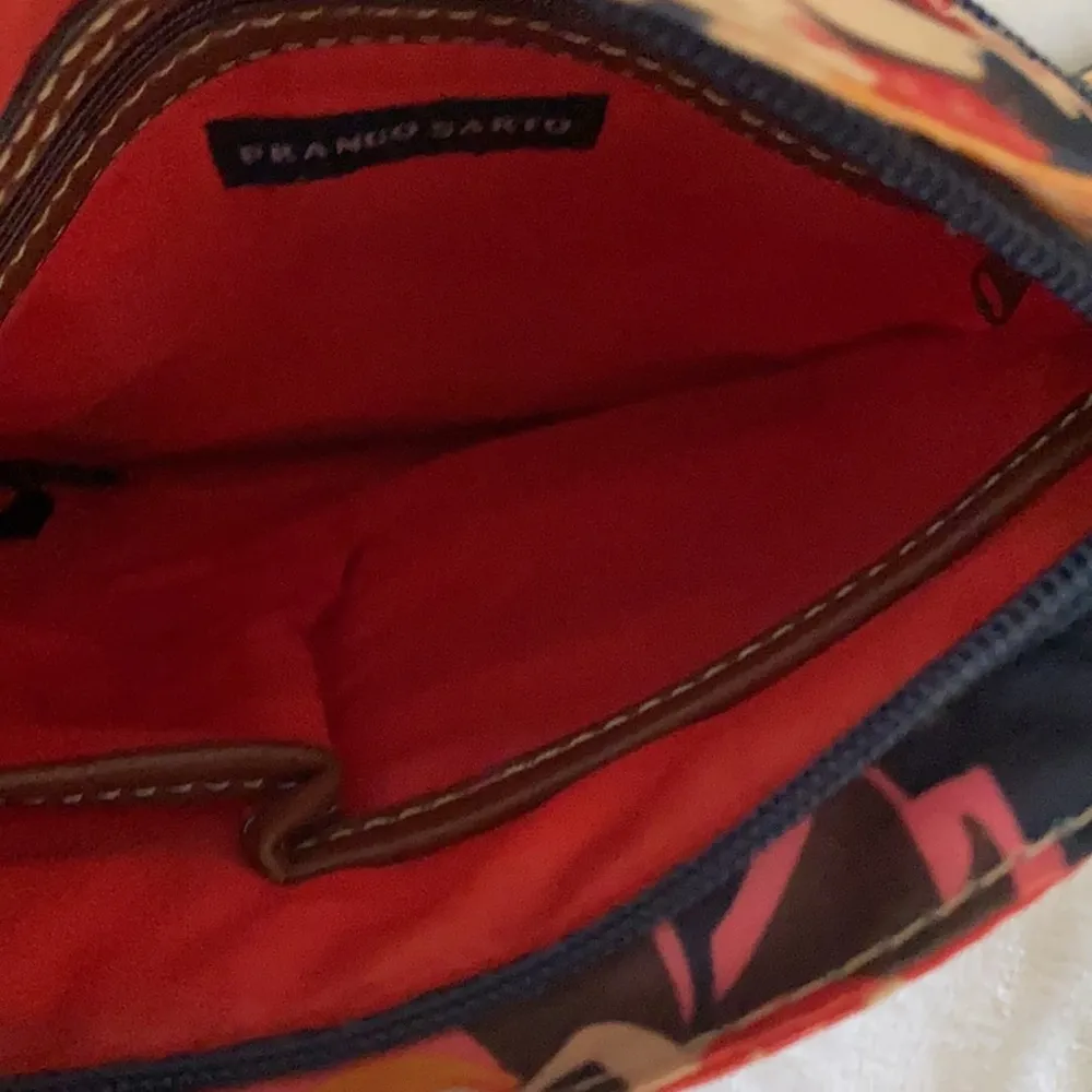 Franco Sarto cross body travel purse - Image 4