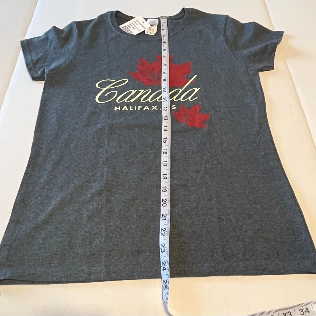 Canada Halifax NS Women Size‎ Medium Grey Gray Maple Leaf Short Sleeve Shirt NEW - Image 5