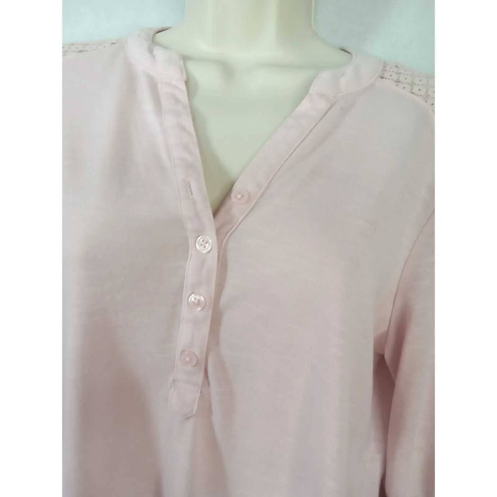 No Boundaries Women Large‎ Pink Roll Tab Sleeve Lace button pullover - Image 13