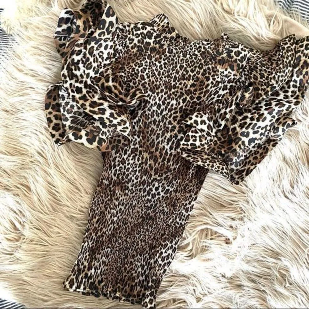 ‎TOP CHIC Statement Blouse NWT Brown - Image 2