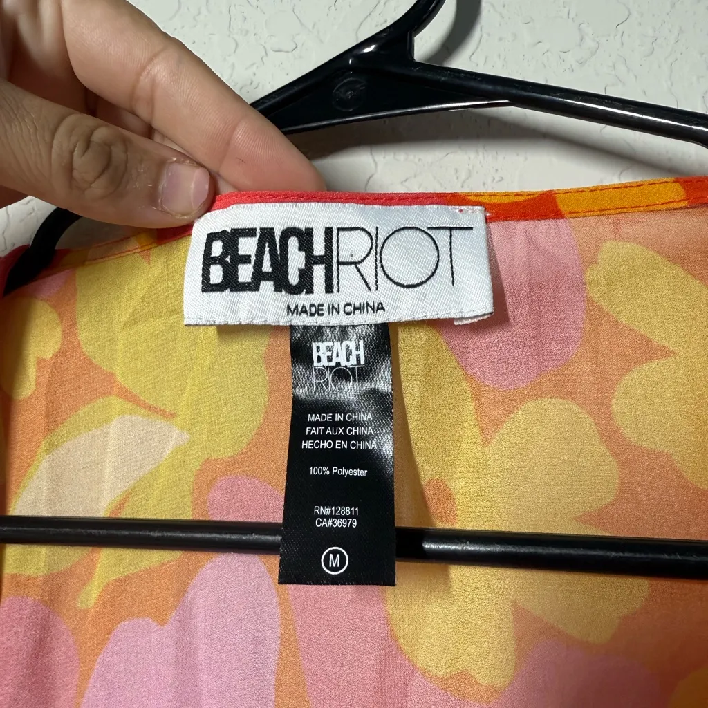 Beach Riot Lori Romper In Hula Hibiscus Size Medium - Image 4