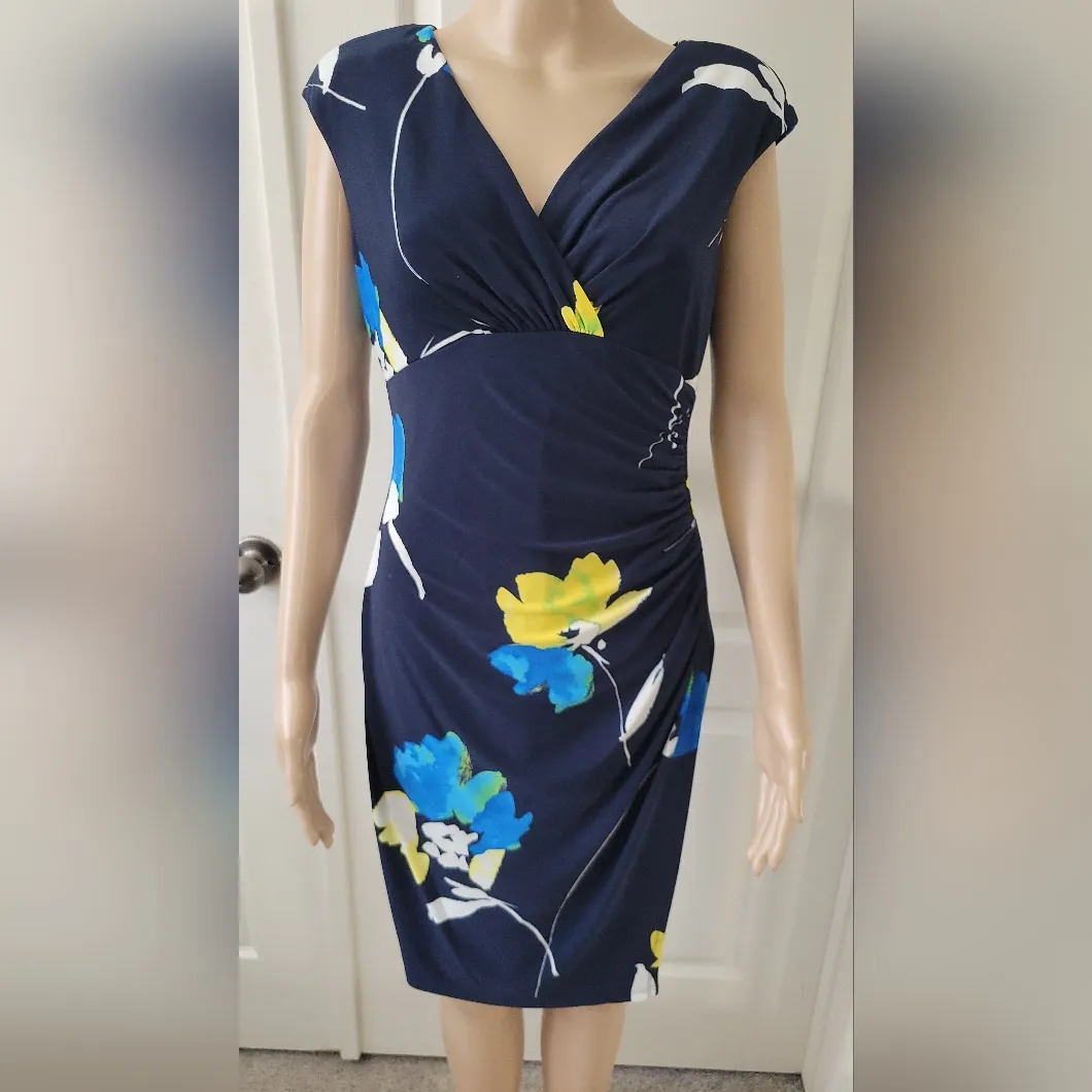 Ralph Lauren Navy Blue Floral Print‎ Jersey Ruched Dress Size 4 - Image 2