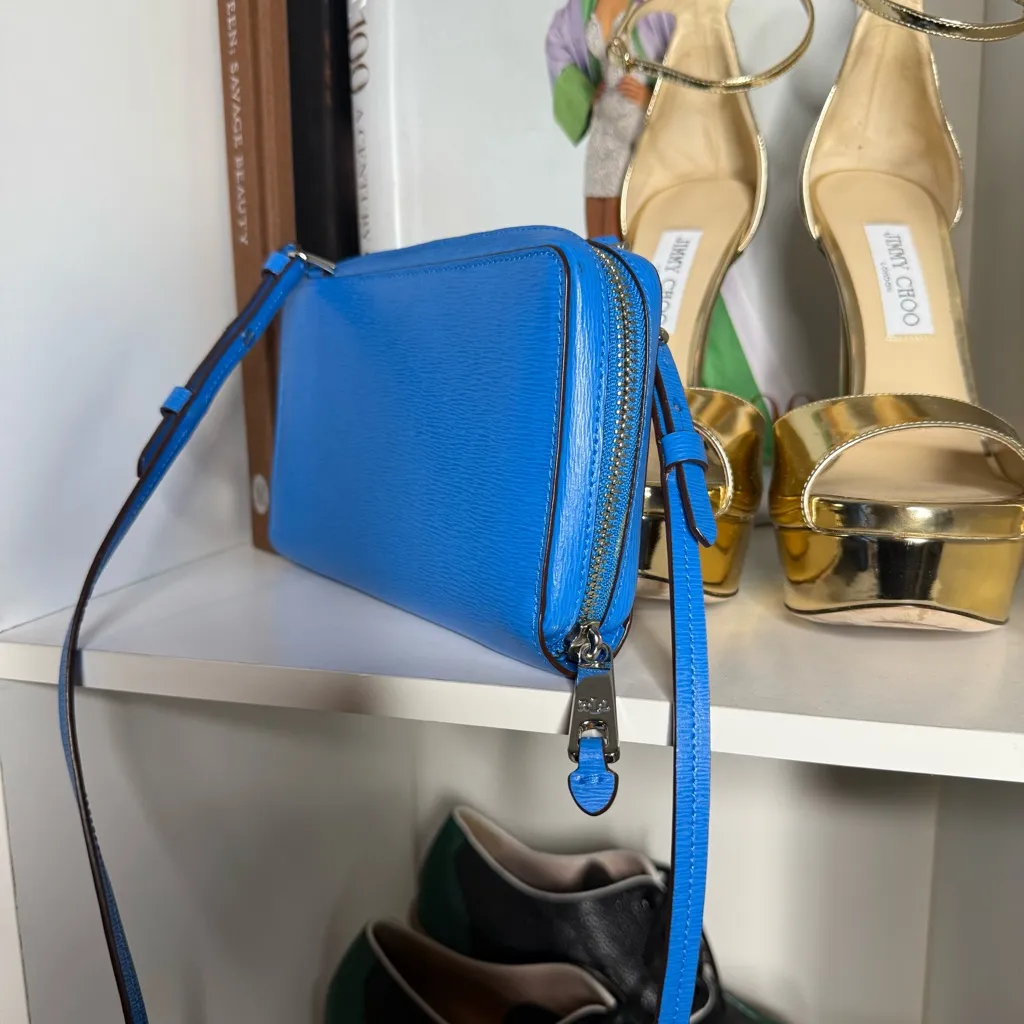 New Lauren Ralph Lauren Blue Saffiano Leather Zip Around Crossbody Wallet Chain - Image 3