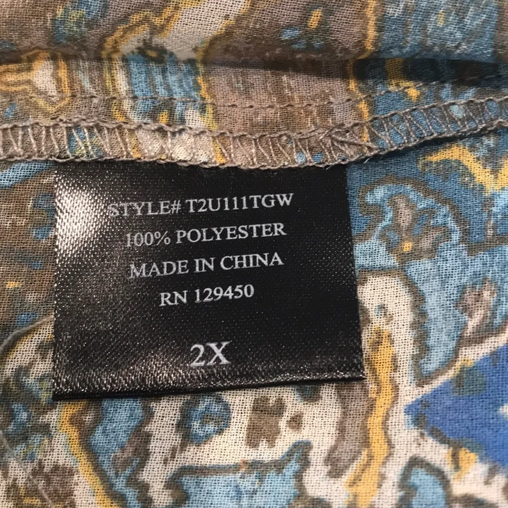 NWT Como Black Plus Size Sheer LS Paisley Top - Image 6