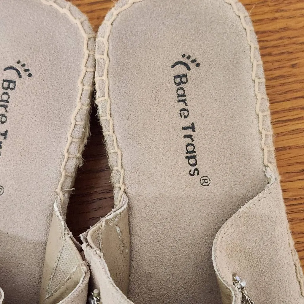 Bare Traps Karma Beaded Flip Flops in Light Khaki Size 7 Tan Boho Sandals - Image 6