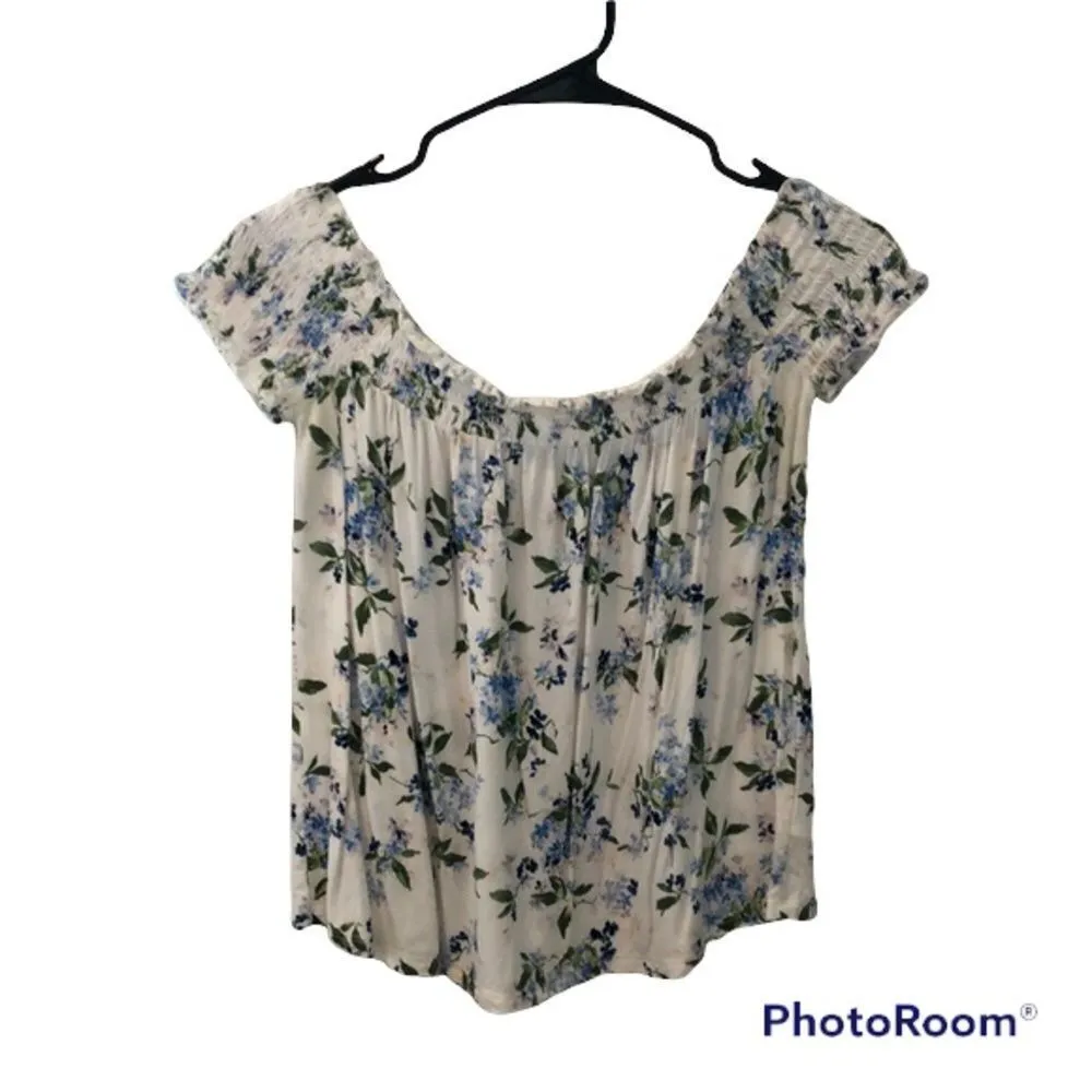 ✨American Eagle Floral Off The Shoulder Ruffle Top✨ - Image 3