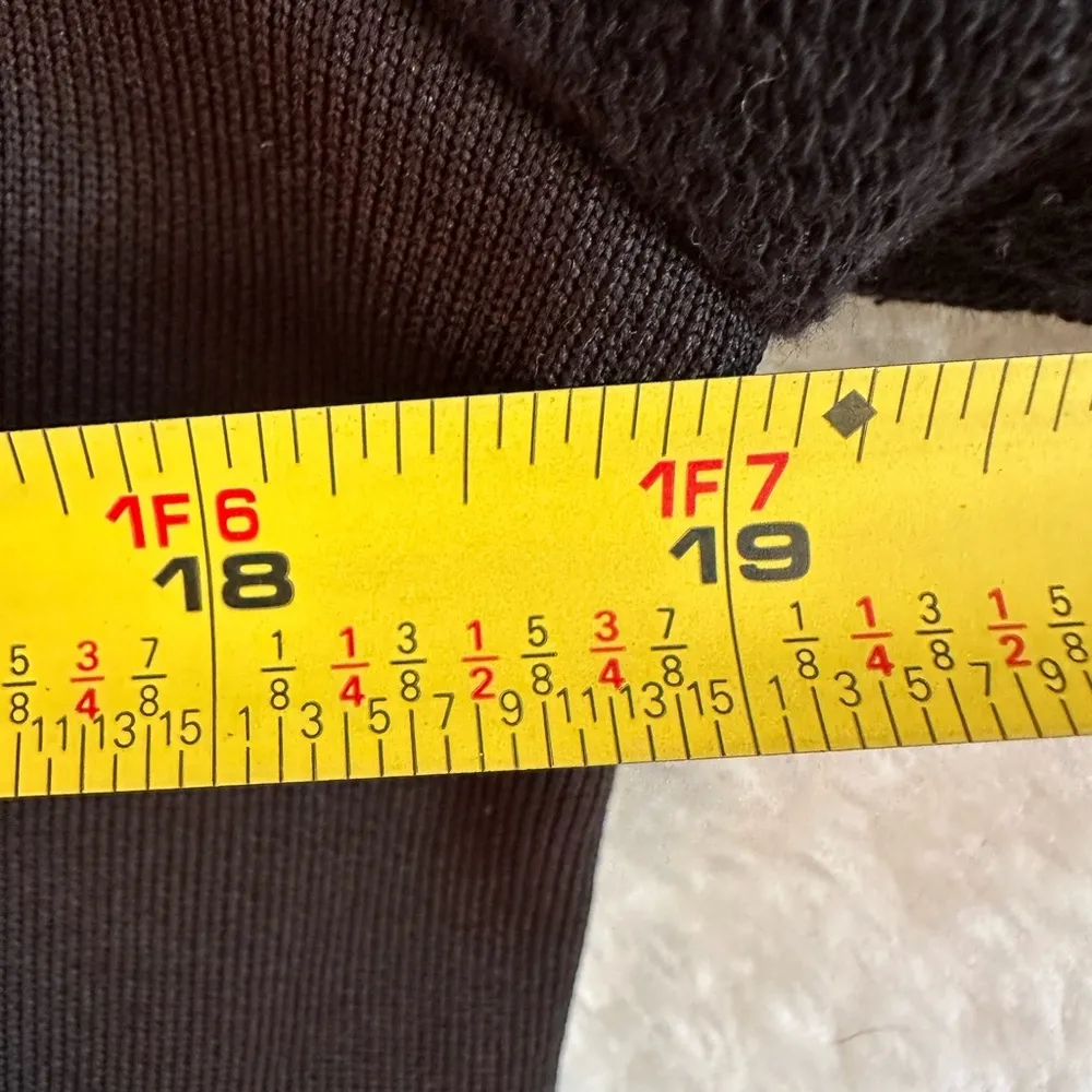 A. P. C. long sleeve black crewneck sweatshirt top size medium - Image 4