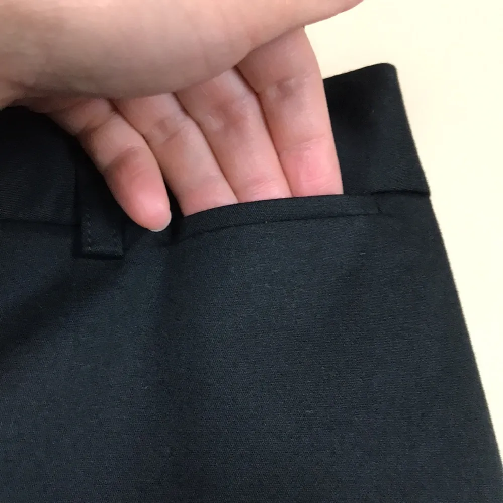 Express Women’s Editor Black Rolled Hem Bermuda Shorts - Image 3