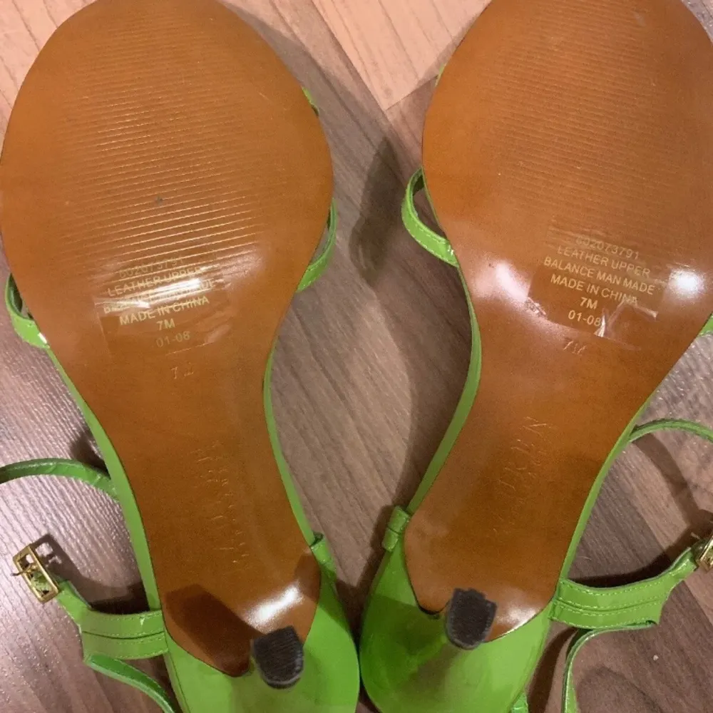 Women’s Lauren  Sandal Heels Size 7 Bright Green New - Image 11