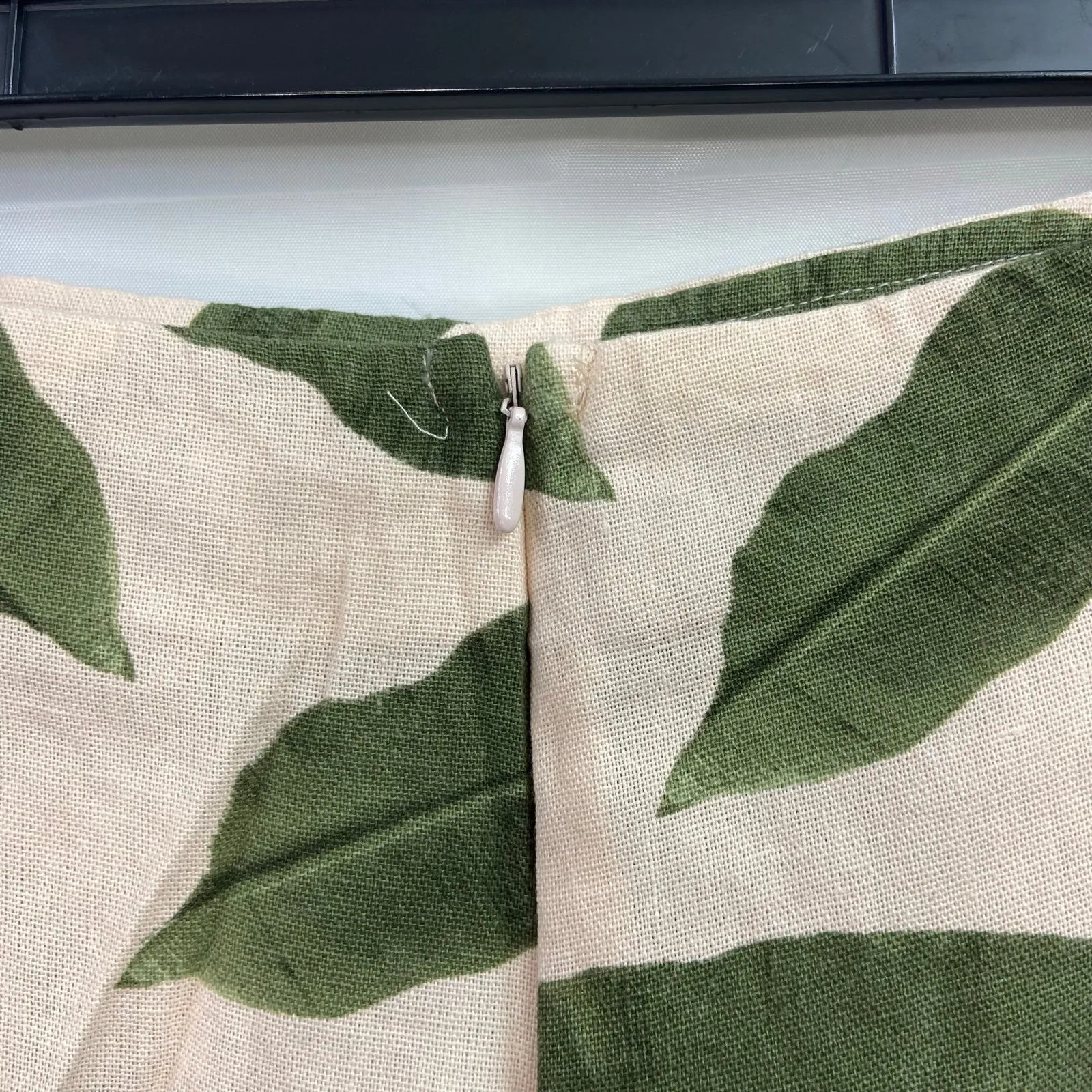 NEW Blue Rain women's linen blend leaf print zip skort skirt shorts casual large - Image 5