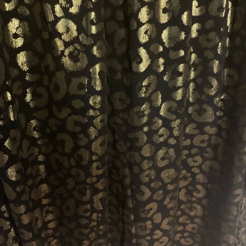 DKNY Women's Metallic Black Gold
Midi Dress Size Sz10 New Never been worn - Image 6