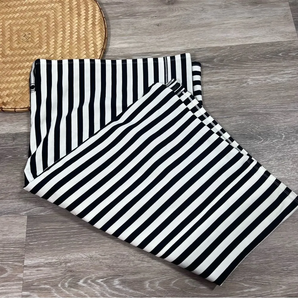 Lululemon vinyasa‎ scarf black & white stripe zips - Image 2