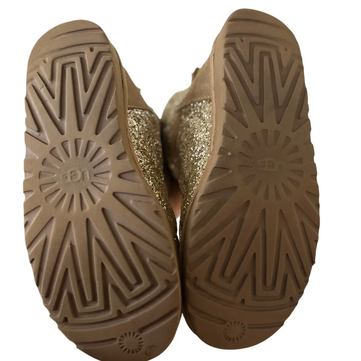 UGG Gold Glitter Sparkle Ankle Shearling Line Bow Back Boot - Image 7