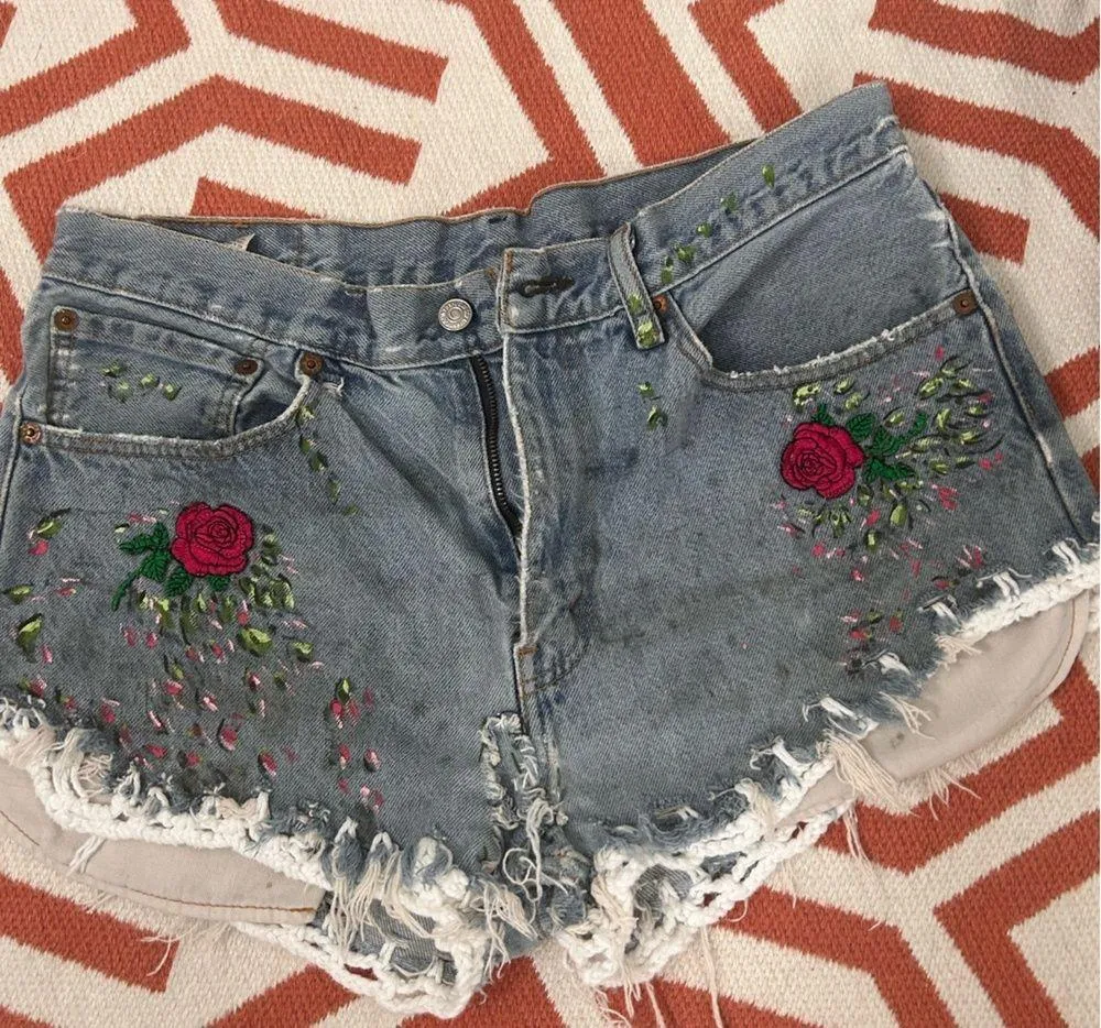 Distressed Levi Cutoff - Image 9