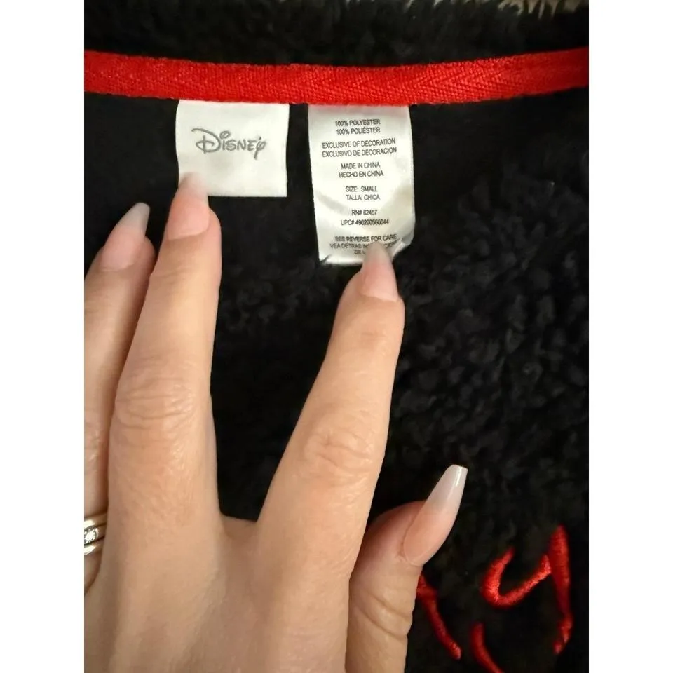 Disney Sweater Women's Black Small Grumpy Dwarf Snow White - Image 4