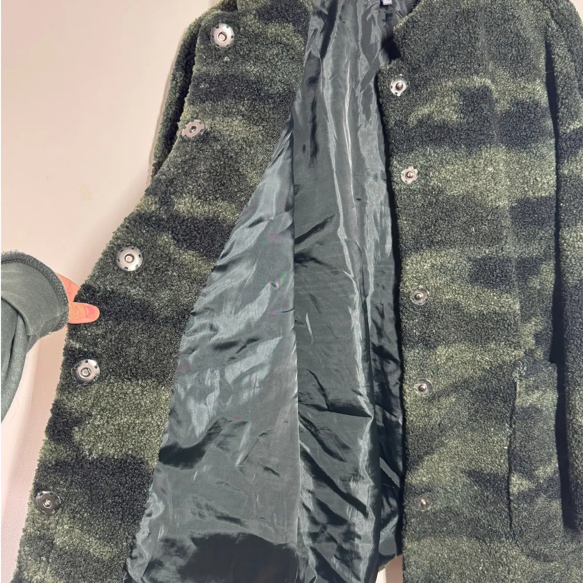 Democracy Jacket Women M Green Camo Snap Sherpa Coat Winter Cozy Casual Pocket - Image 7