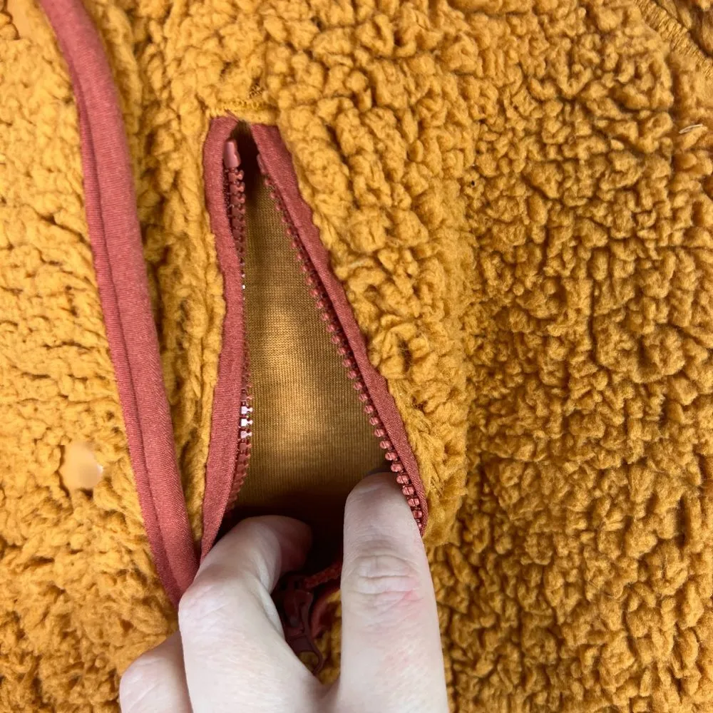 NWT Universal Thread Sherpa Jacket in Mango Soft Cozy Size Small S NEW - Image 6