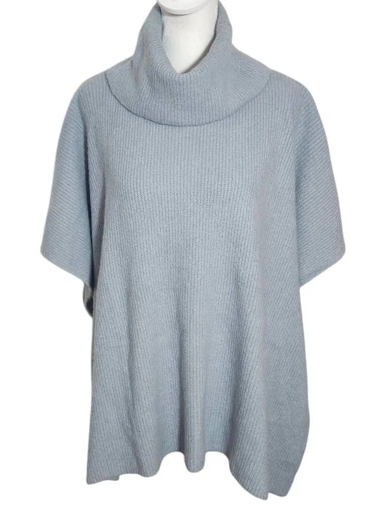 Charlie Paige Gray Turtleneck Poncho Sweater NWT One Size Gray Poncho - Image 1