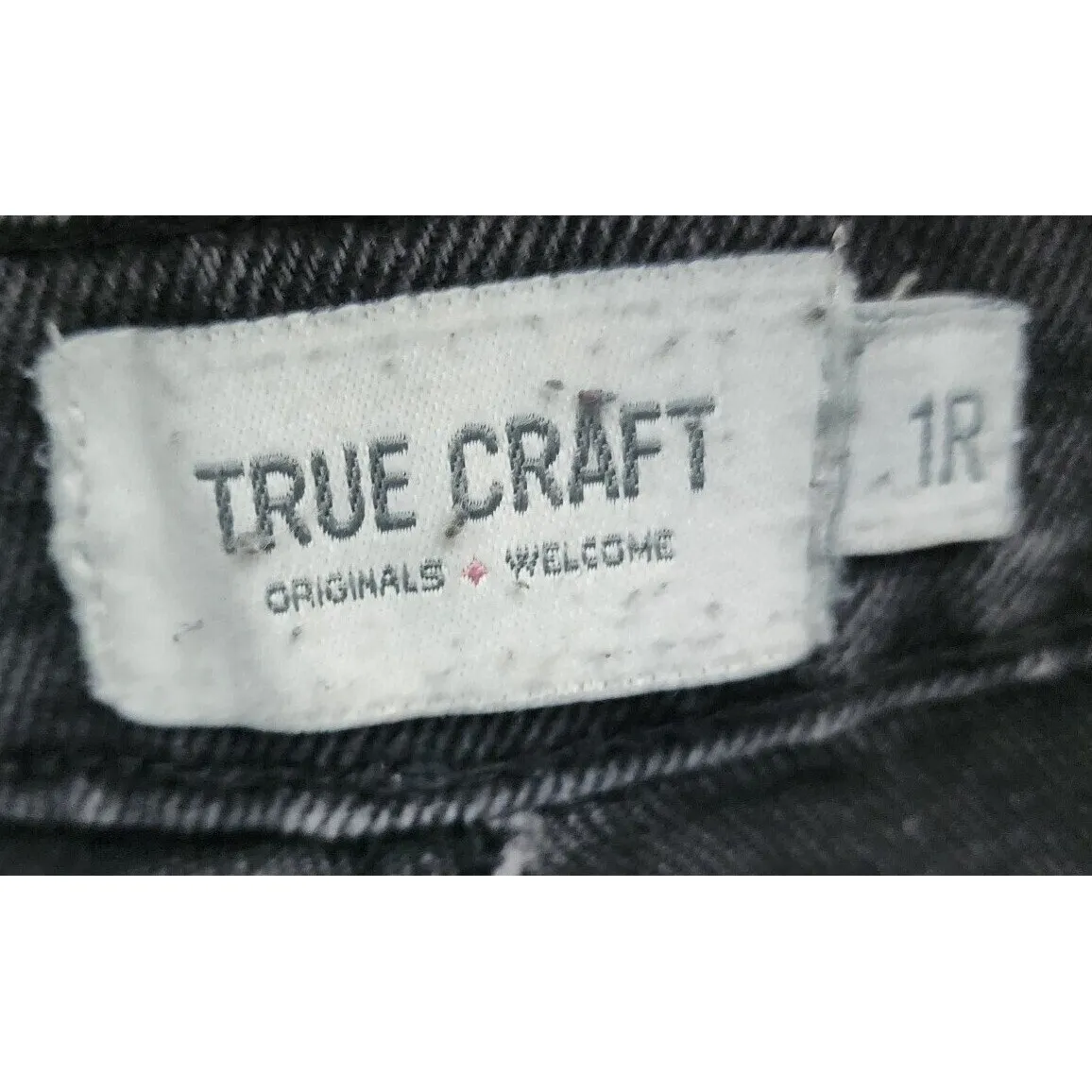 True Craft Distressed Hem Jeans Ripped Knee Black Wash Denim Size 26 - Image 3