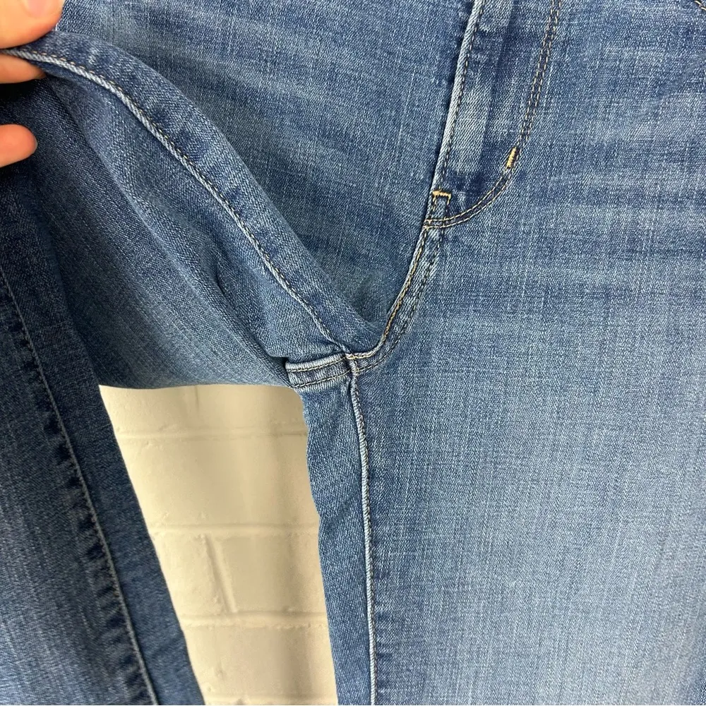 Levi’s 724 High Rise Straight Jeans Size 28 - Image 7