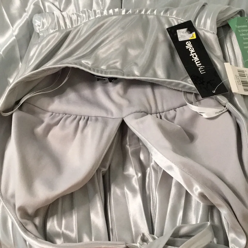 New My Michelle Formal or Prom Halter Beaded Dress Silky Satiny Pleated Medium - Image 5