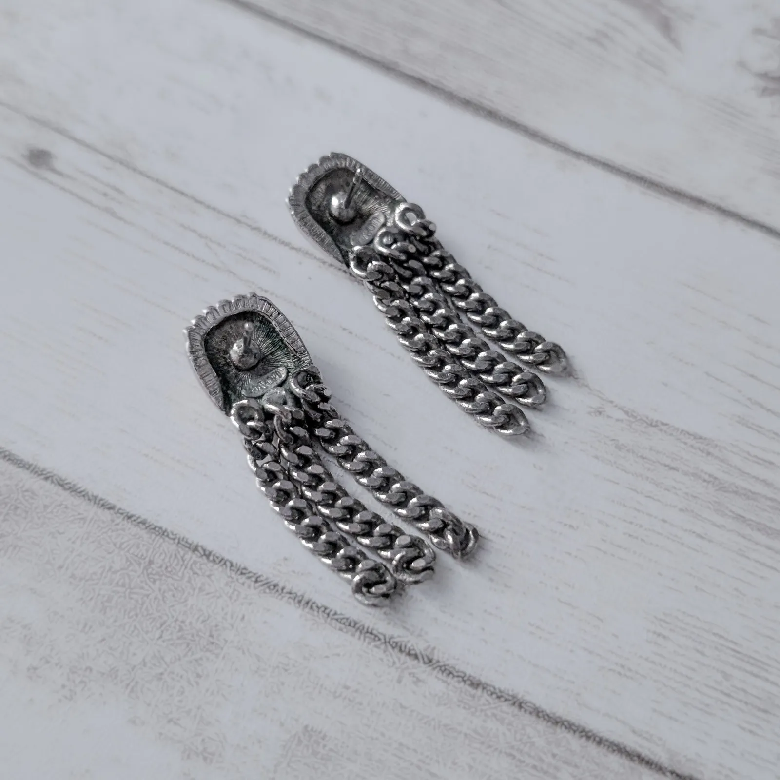 Vintage Avon Stud Earrings - Image 5