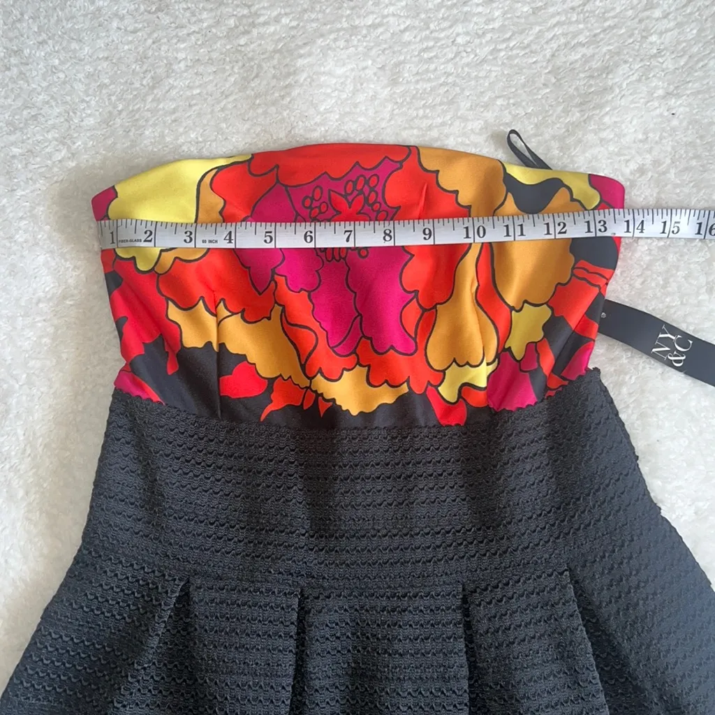 New York & Company Floral Strapless A - Image 4