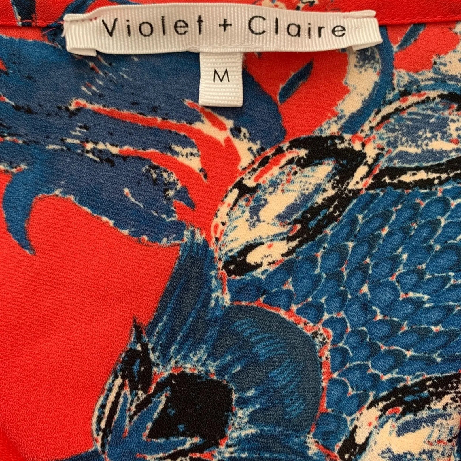 Violet + Claire Blouse Too Red Blue Floral Split Neck 3/4 Bell Sleeves Medium - Image 2