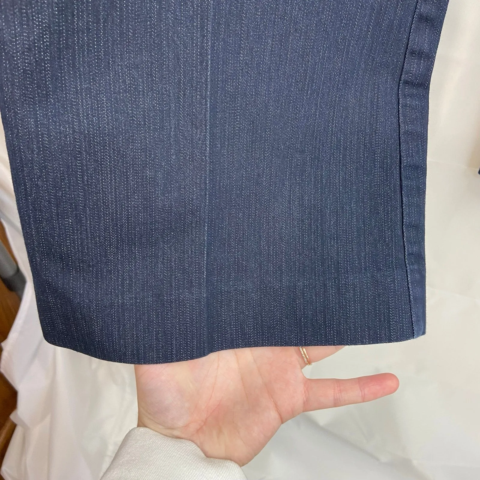 7th Avenue NY&CO Design Studio women's dark blue wide leg stretch cotton jeans Size 6 - Image 4