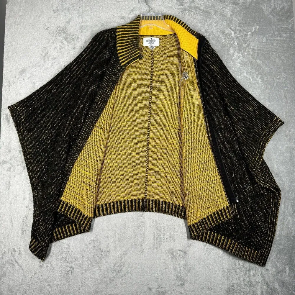 Emerson Street Poncho Womens Small Medium Peruvian Collection Cape Sweater Tiger Black - Image 4