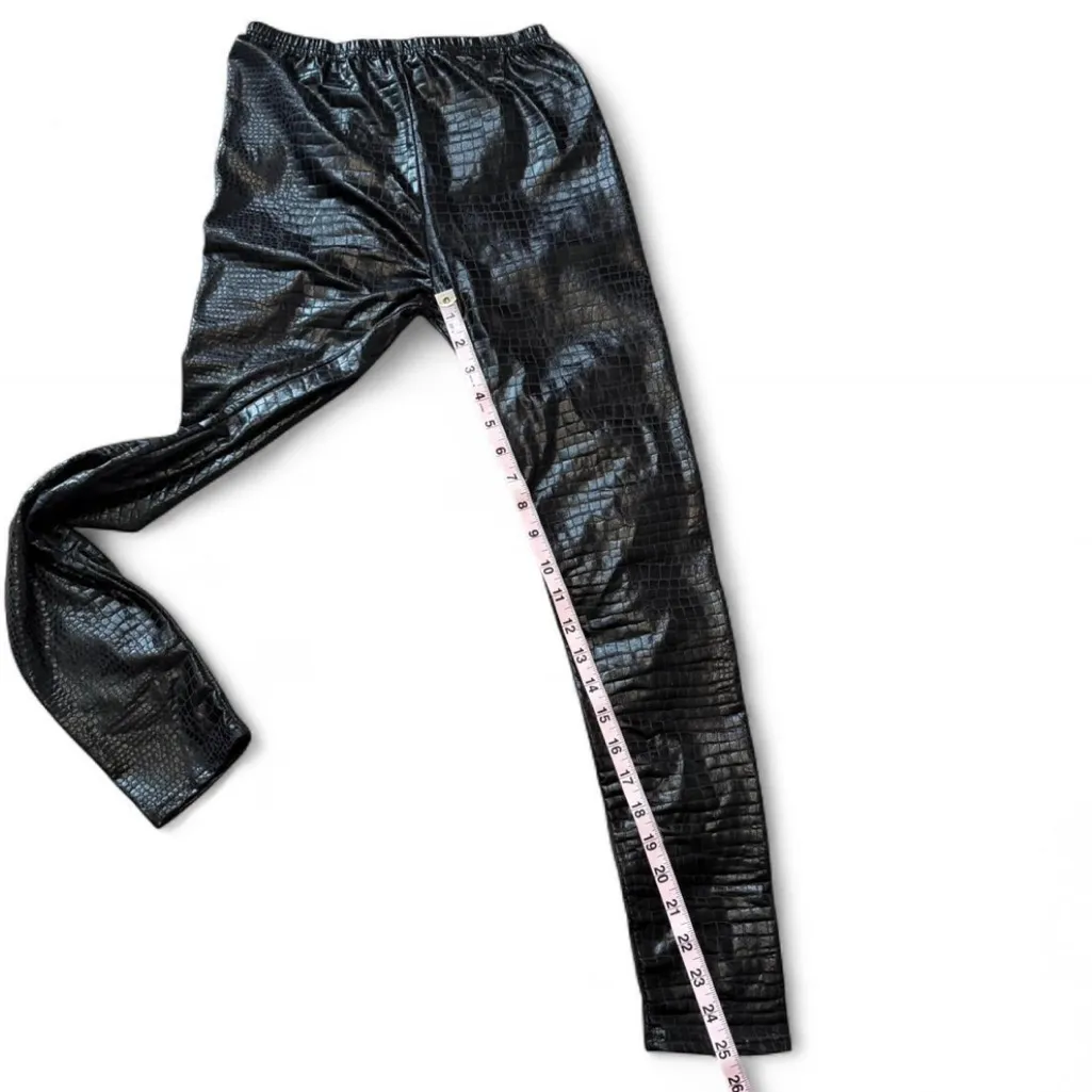 Faux Leather Textured Croc Leggings‎ Black - Image 14