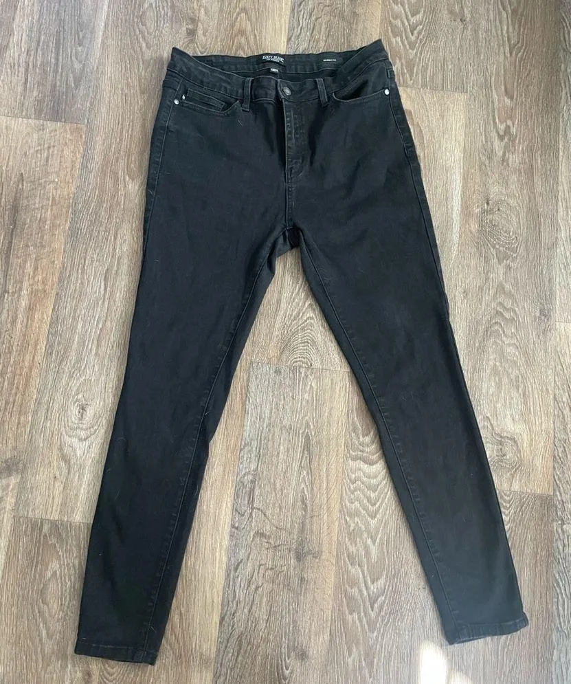 Black Mid-Rise Skinny Jeans - Image 2