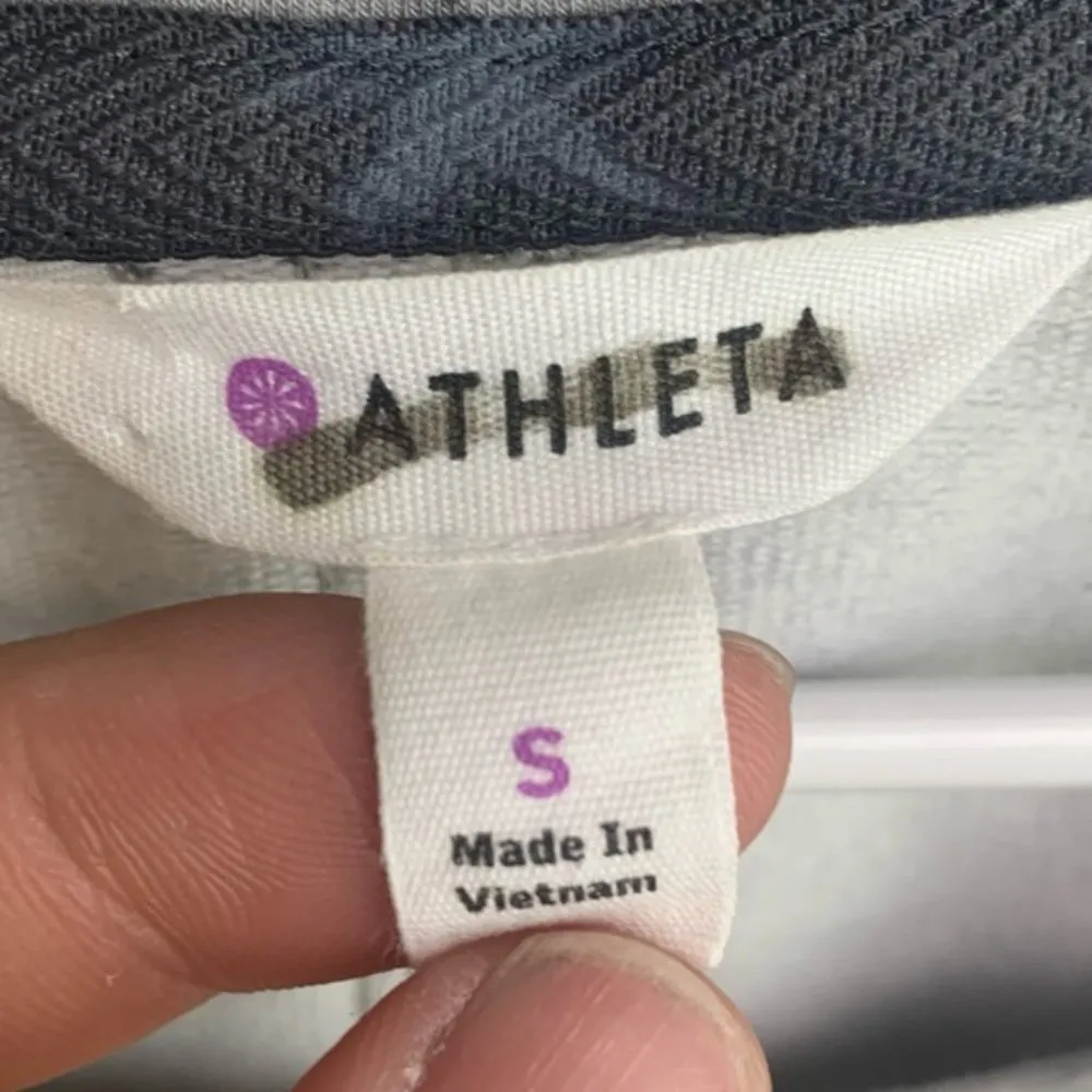 Athleta Heathered Gray Short Sleeve Sweatshirt Mini Dress - Image 4