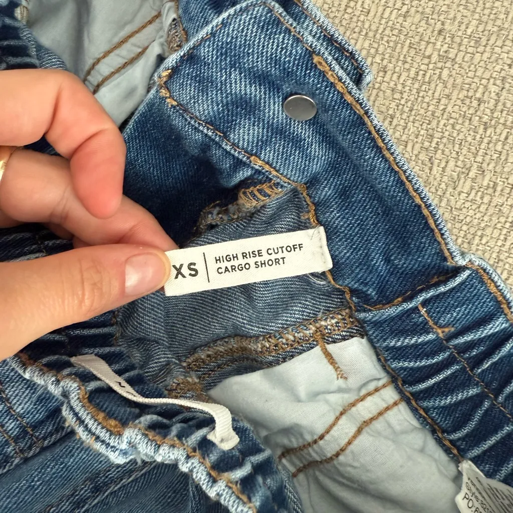 PacSun Blue Denim high waisted Cargo Shorts - Image 4