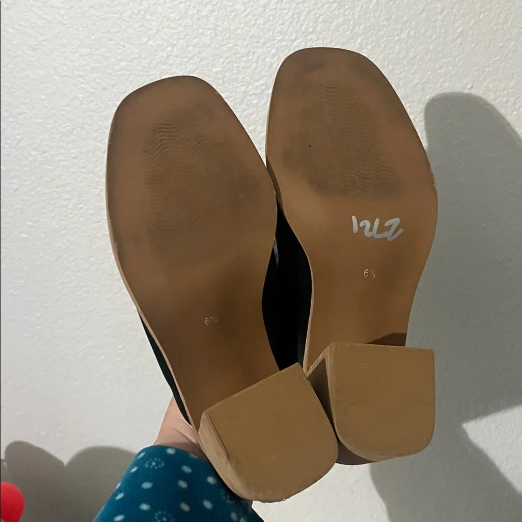 Steve Madden Women’s Cru Leather Block Heel Mule Sandal Size 6.5 Black - Image 5