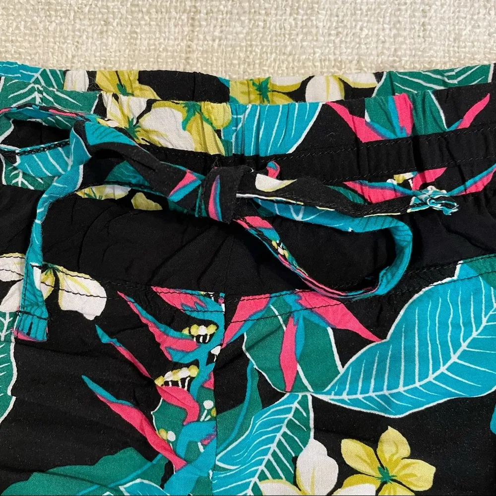 Tommy Bahama Sleep Shorts - Image 5