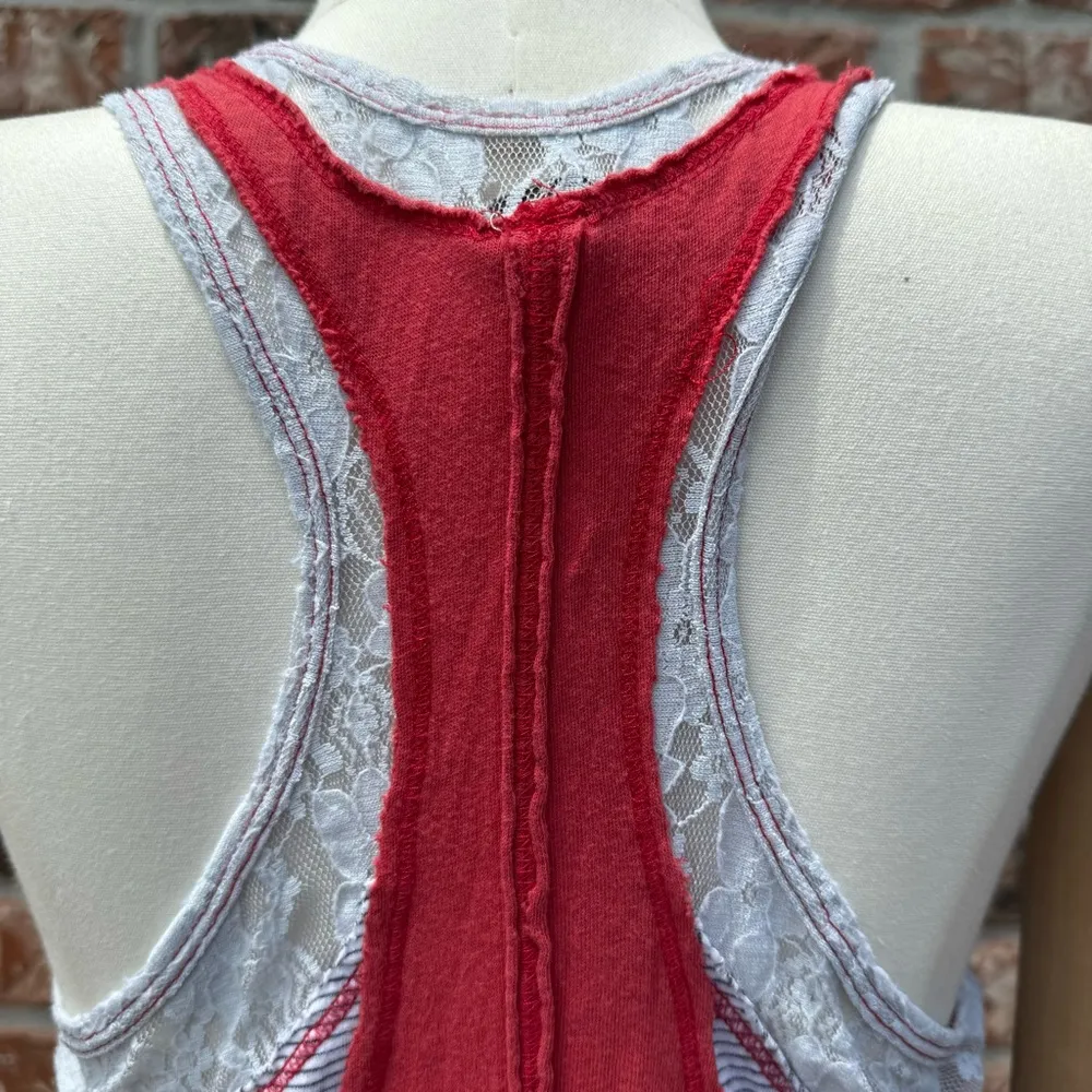 Free People We the Free Indonesia layered red top w/lace & stripes / XS / EUC - Image 9