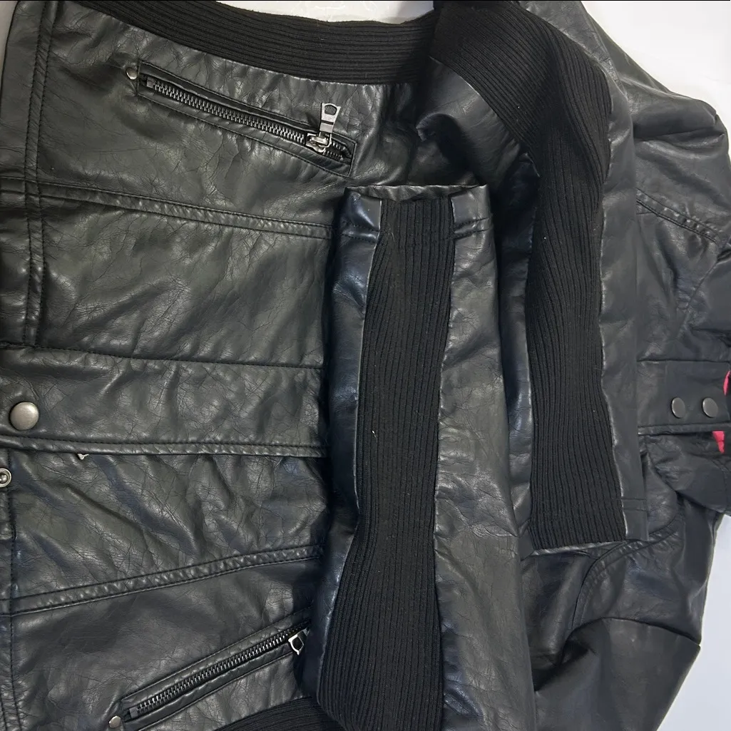 Black Faux Leather Jacket with Pink Lining Size L - Image 15