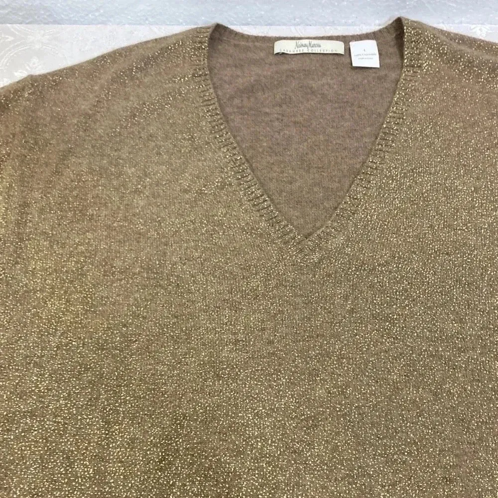 Neiman Marcus cashmere blouse  L - Image 15