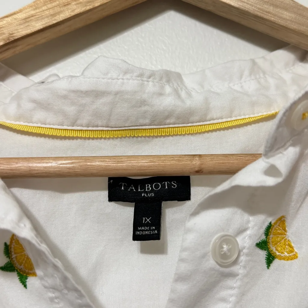 Talbots Classic Cotton Button Down with Embroidered Lemons 1X - Image 3
