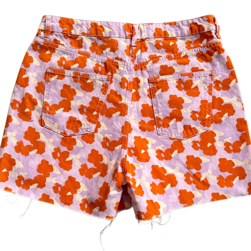 EUC Zara The 90s Short Pop Art Floral Raw Edge High Rise Shorts Size 12 - Image 6
