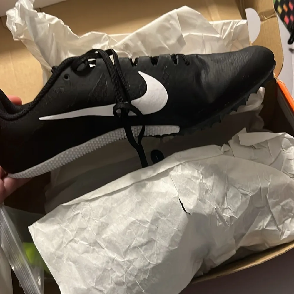 Women’s or Men’s Nike Spikes - Image 4