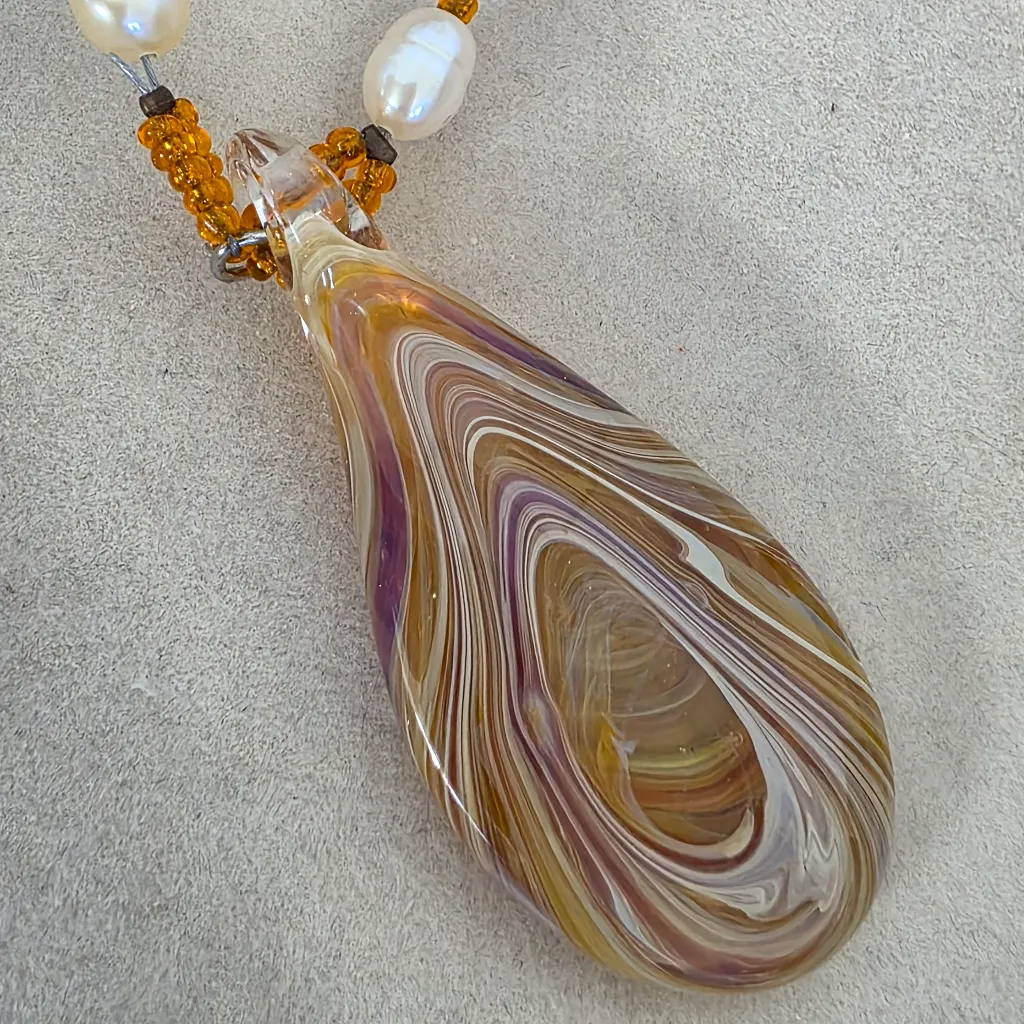 Artisan Necklace and Earring Set Freshwater Pearls with Glass swirl Pendant Gold - Image 3