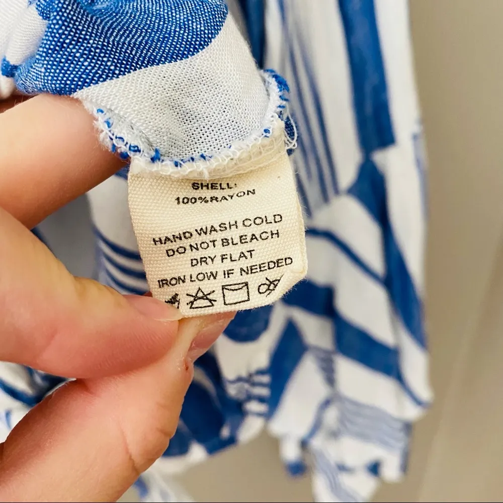 Altar'd State Striped Cropped Blouse Blue/White Sz Small - Image 6