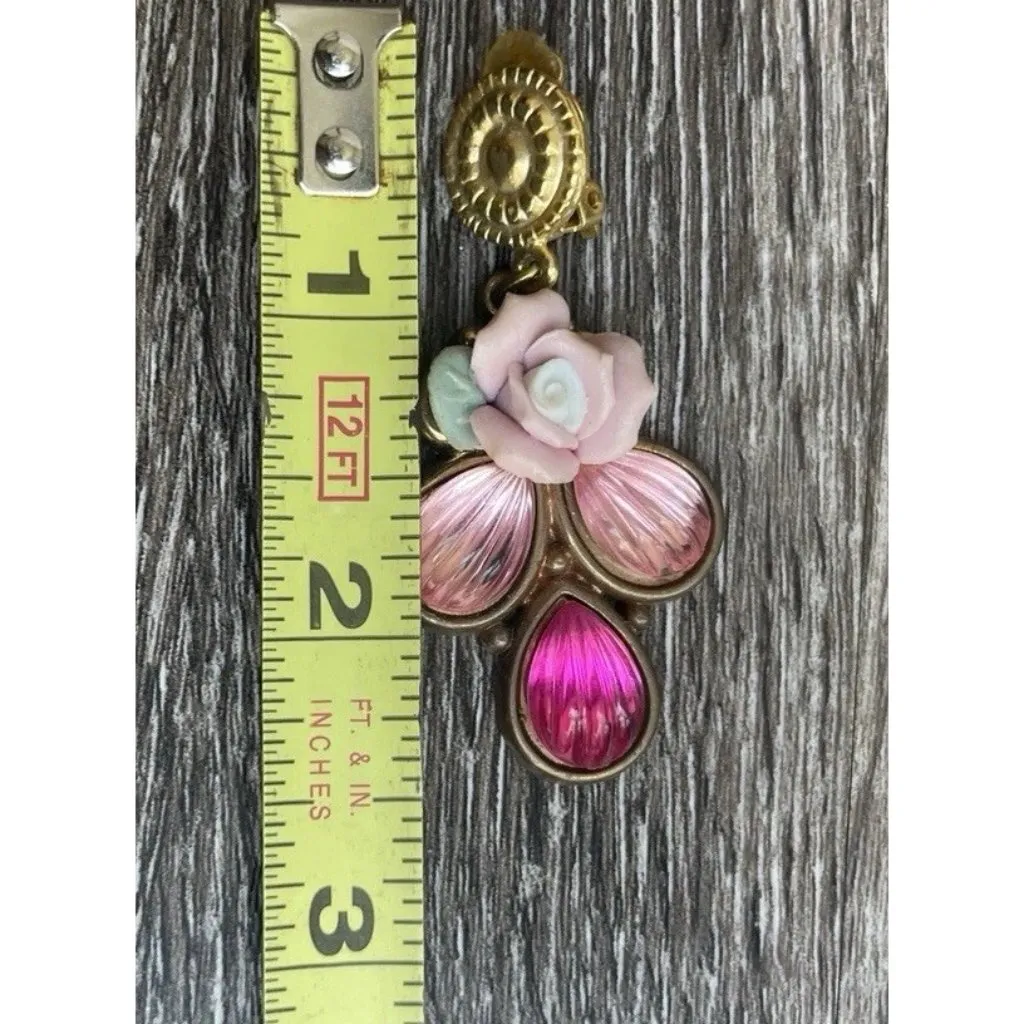 Vintage Gold Tone Pink Dangle Porcelain Flower Earrings Women’s Clip On 1950s - Image 5