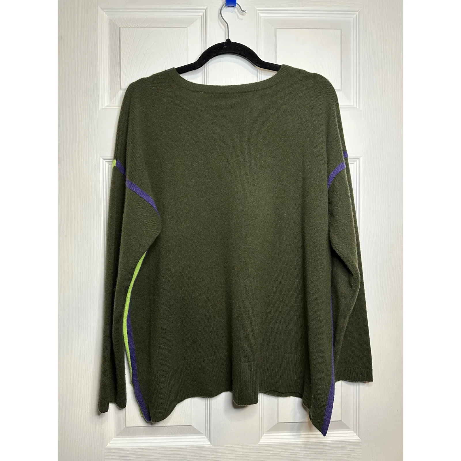 Pure Amici 100% Cashmere V Neck Olive Sweater Size L Size L - Image 2