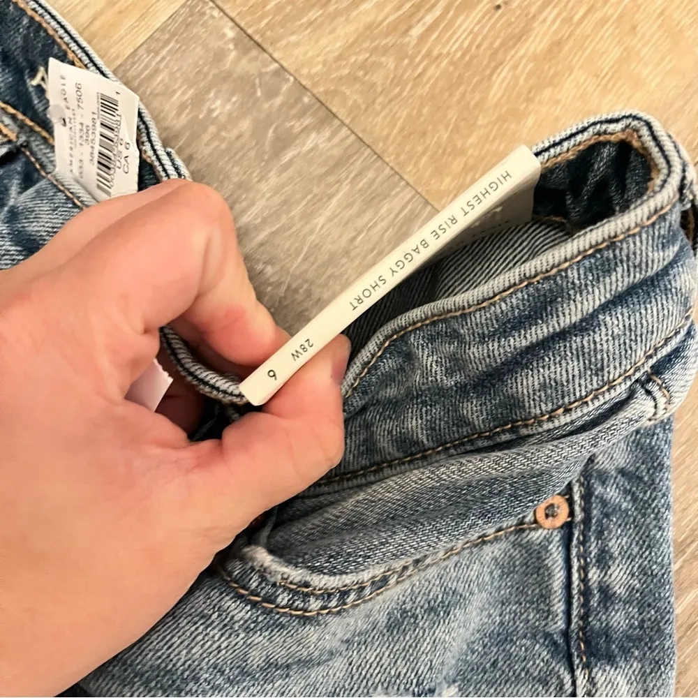 American Eagle High Rise Baggy Short - Image 2