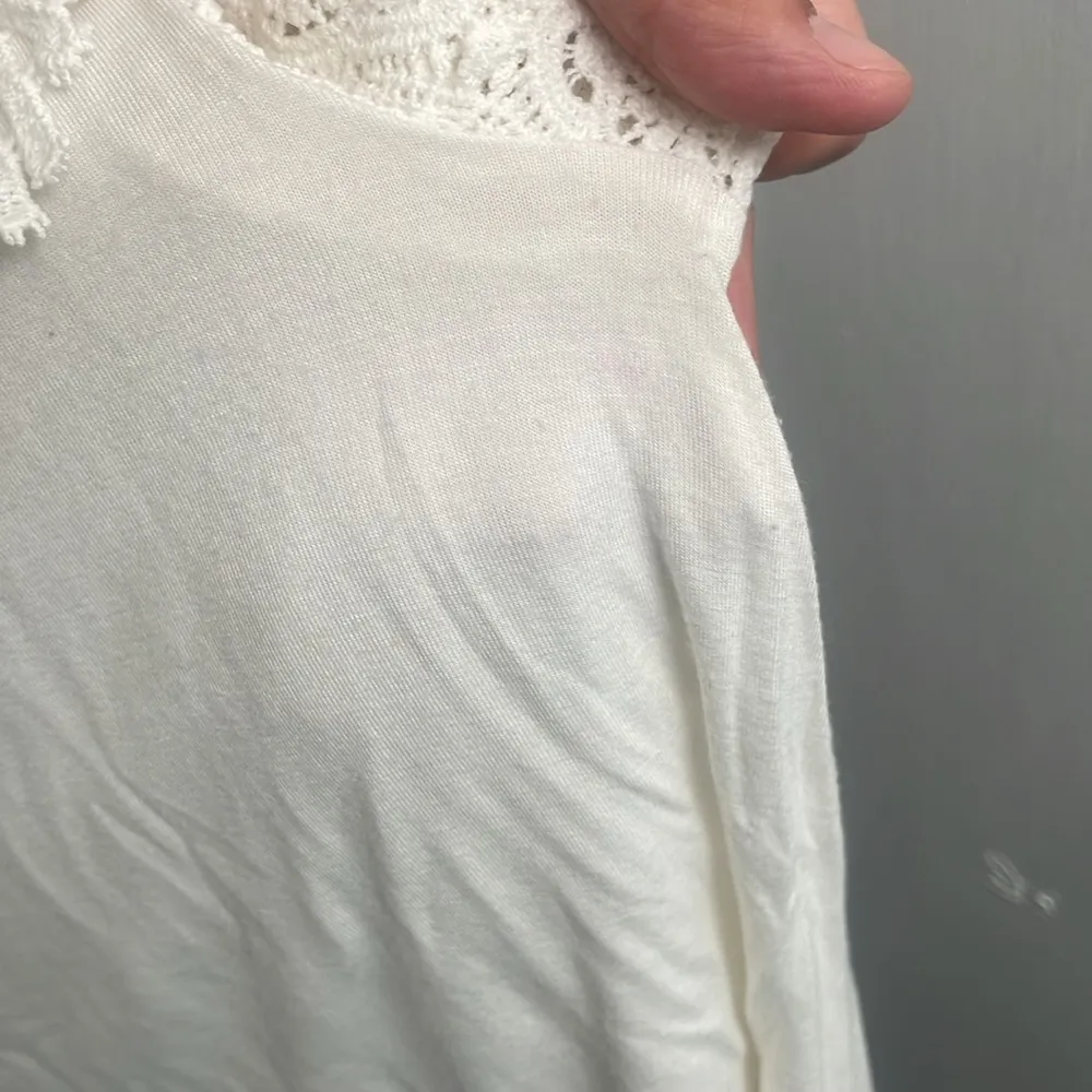 off white embroidered blouse size medium - Image 7